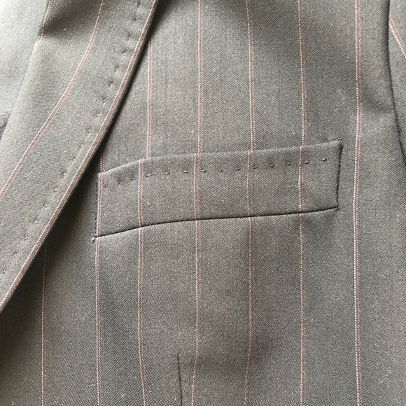 Rare hand stitched Dolce and Gabbana blazer - Picture 4 of 8